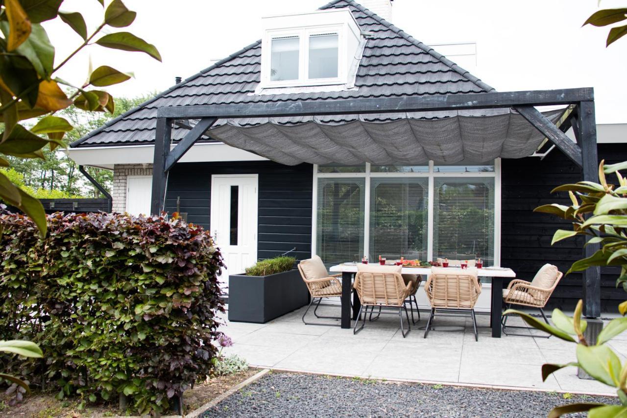 Luxe Vakantiehuis Nova Met Zwembad Ouddorp Exterior photo